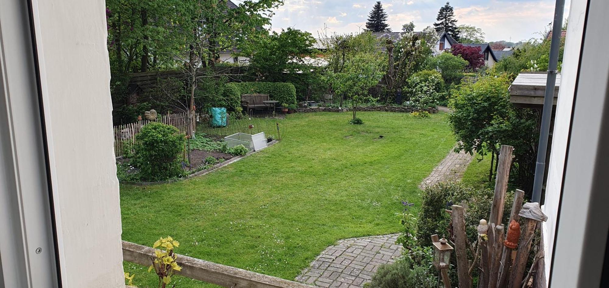 Janpartment - Geraeumig - W-lan - - Garten - Entspannung - Zentral - 10 Min Wv-werk - Carport - 24h Checkin